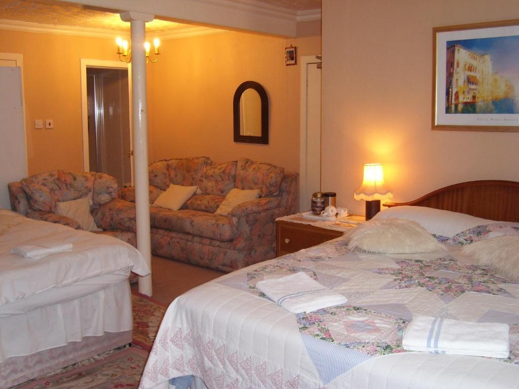 Roxburghe Guest House Kinross Buitenkant foto